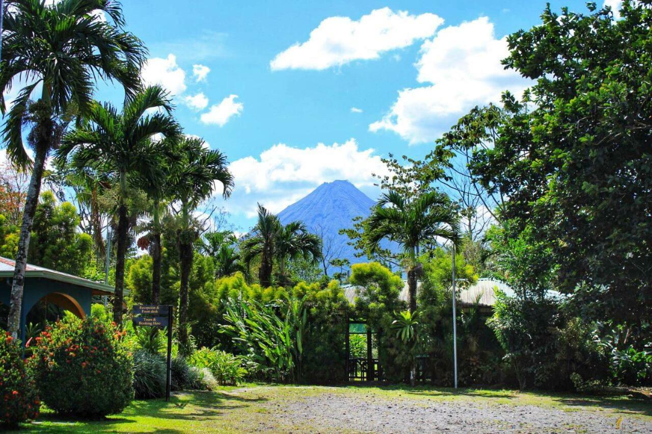 Hotel Tangara Arenal B&B La Fortuna Exterior foto